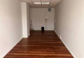 Office for rent in perfect condition to enter