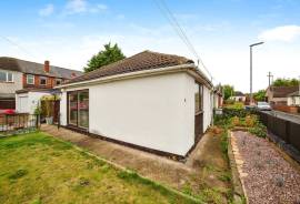 2 bedroom, Semi-detached bungalow for sale