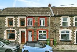 3 bedroom, Terraced House for sale