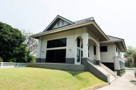 Gorgeous 7-Bed, 4-Bath House for Sale in Chiang Mai - Baan Boonpanya