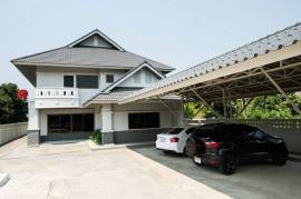 Gorgeous 7-Bed, 4-Bath House for Sale in Chiang Mai - Baan Boonpanya