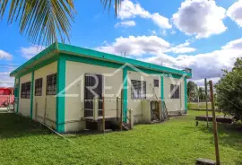  Charming 3-bed 2-bath Home in Orange Walk