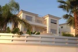 Luxury 5 Bed Villa For Sale in Ayios Tychonas Limassol