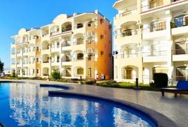 Stunning 2 Bed Apartment For Sale in Luxor Resort Complex Luxor