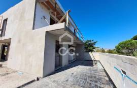 House 3 Bedrooms +1 for sale in Darque