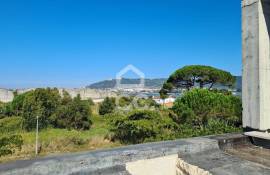 House 3 Bedrooms +1 for sale in Darque