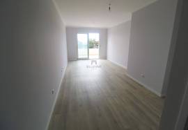 REFURBISHED 2 BEDROOM APARTMENT IN CAMACHA