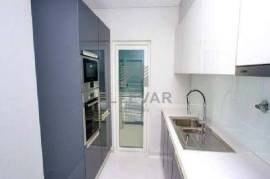 2 BEDROOM CONDOMINIUM APARTMENT WITH POOL IN FUNCHAL