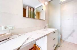 2 Bed, 2 Bath Apartment For Sale in Las Olas, Palm Mar, 440,000€