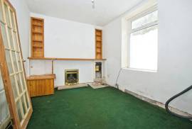 3 bedroom, End of terrace house for sale