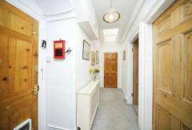 3 bedroom, Maisonette for sale