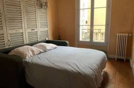 Spacious studio for exploring, work and chill in Paris