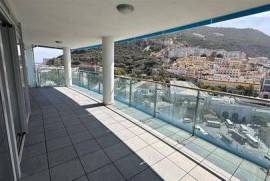 Stunning 2 bedroom apartment in Grand Ocean Plaza, Gibraltar