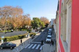 Duplex apartment with terrace in the Centre of Cascais