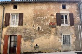 €39000 - Small Cottage With 2nd Property To Renovate Close to Verteuil-Sur-Charente