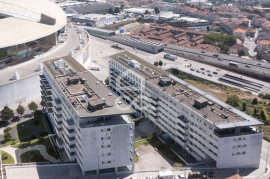 T1 luxury in the center of Porto, next to Estádio do Dragão