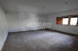 2 bedroom bank villa with 85 m2 located 5 kms from Tomar