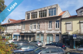 Banca Shop with 147 m2 located in the center of Carvalhos in Vila Nova de Gaia