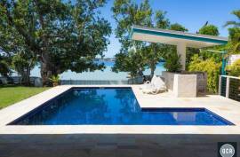 Luxury 5 bed House For Sale in Port Vila