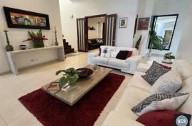 Luxury 5 bed House For Sale in Port Vila