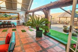 Stunning Farmhouse & Separate Cottages For Sale in Kokstad KwaZulu-Natal South