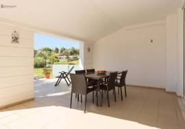 2-Bedroom Apartment in a Great Location - Vilamoura