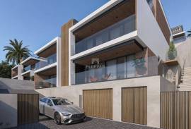 3 BEDROOM DUPLEX APARTMENT GATED COMMUNITY IN FUNCHAL