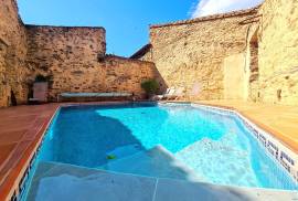 Beautiful Stone Buildings With Main House, Independent Gite, Annexes, Terraces And Pool Very Charming