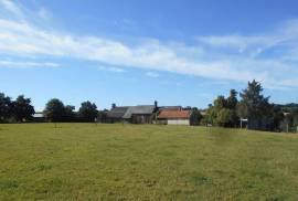 Former Farm House With Outbuildings