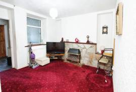 2 bedroom, Terraced House for sale