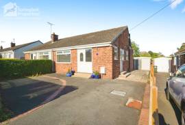 2 bedroom, Semi-detached bungalow for sale