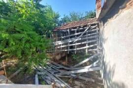 Two-storey house with garden in General Toshevo