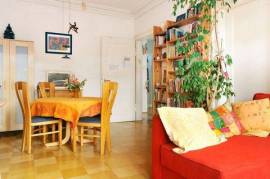 Sunny apartment with balcony and winter garden