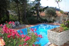 Monolocale in complesso residenziale con piscina a Bordighera