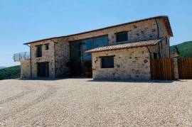 Luxury 5 Bed Villa For Sale in Torricella Peligna Chieti Abruzzo