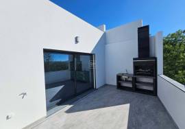 New modern semi-detached 2-bedroom Villa