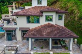 Luxury 7 Bed Estate Home For Sale In Boquete