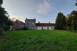 2 Houses & 2 Barns with 5 Bedrooms For Sale In Montigny les Jongleurs