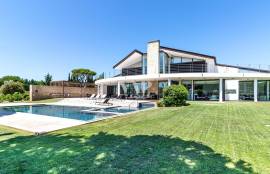 5+2 bedroom villa for sale in Vilamoura, with heated pool