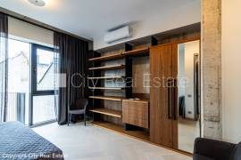Apartment for rent in Riga, 337.00m2