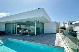 Villa For Sale in Rokabella, Sybaris, Callao Salvaje 1,590,000€