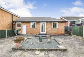 3 bedroom, Detached bungalow for sale