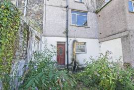 4 bedroom, Terraced House for sale