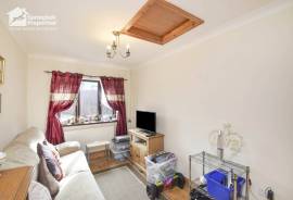 3 bedroom, Detached house for sale