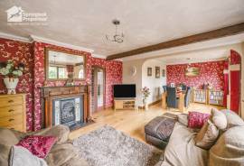 3 bedroom, Detached bungalow for sale