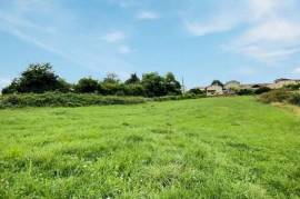 For Sale: Large Land of 3067 m²