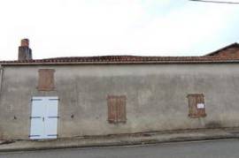 maison et granges proche de La Rochefoucauld et Angoulême