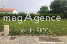 DOLUS D'OLERON, TERRAIN A BATIR viabilisé de 156m²