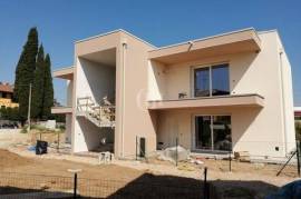 Three-room apartment in Residence with swimming pool