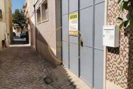 OPPORTUNITY - WAREHOUSE - LOULÉ CENTRE